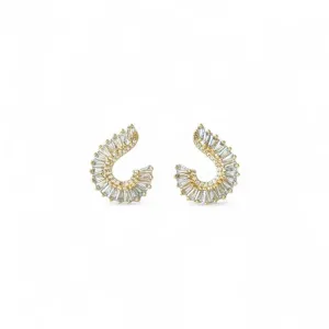 Brinco Gota Banhado a Ouro 18k Cravejado com Zircônias