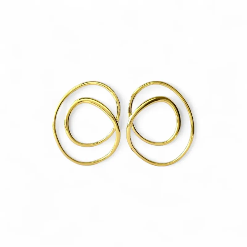 Brinco Minimalista Estilo Caracol Banhado a Ouro 18K