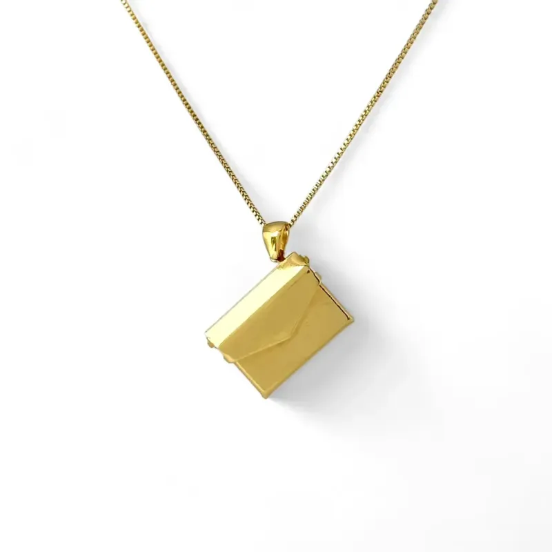 Colar Carta Banhado a Ouro 18k