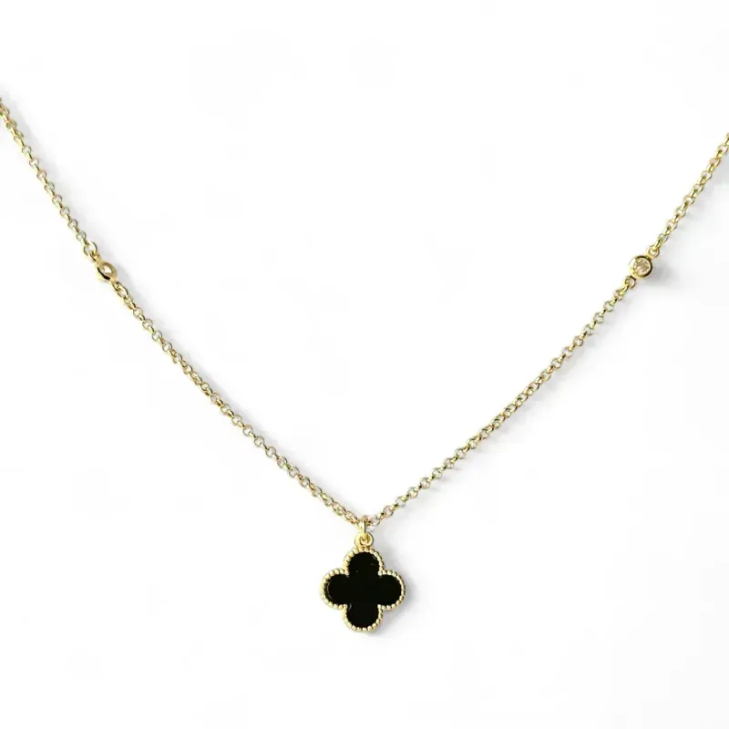 Colar Trevo Preto Banhado a Ouro 18k com Zircônias Coleção Virginia