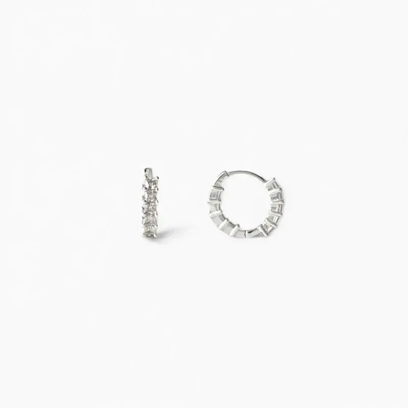 Brinco Argola Prata 925 com Zircônias Frente e Trás - 1,4cm