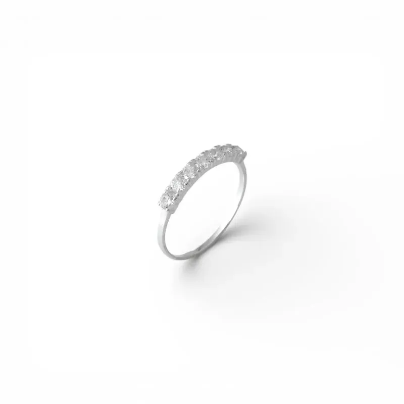 Anel Estilo Meia Aliança Prata 925 com Zircônias Tam19