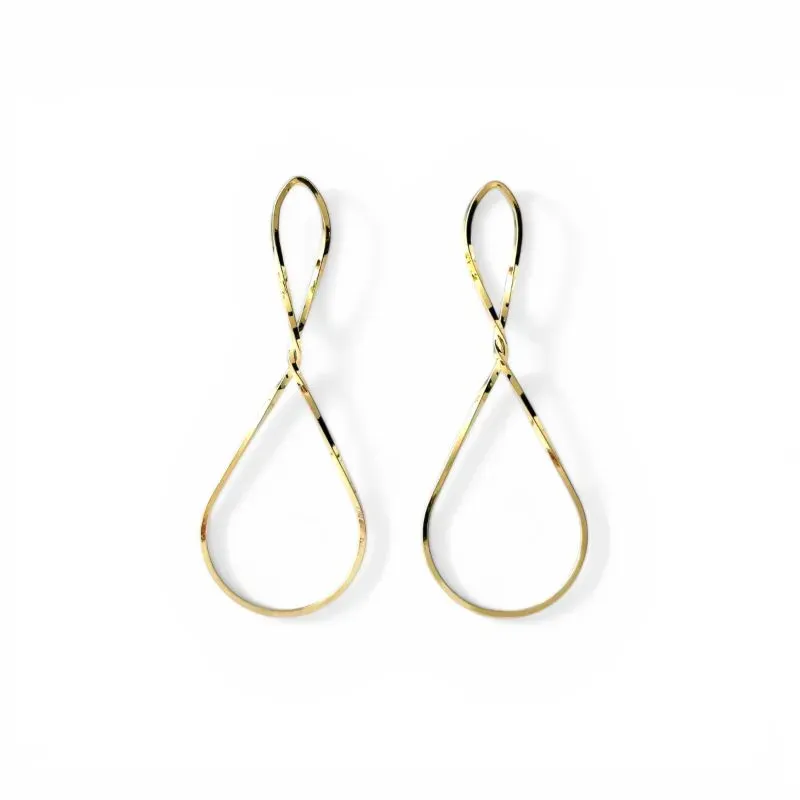 Brinco Infinito Vazado Banhado a Ouro 18k