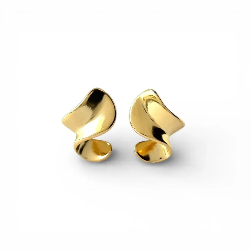 Brinco Orgânico Banhado a Ouro 18k Liso Torcido