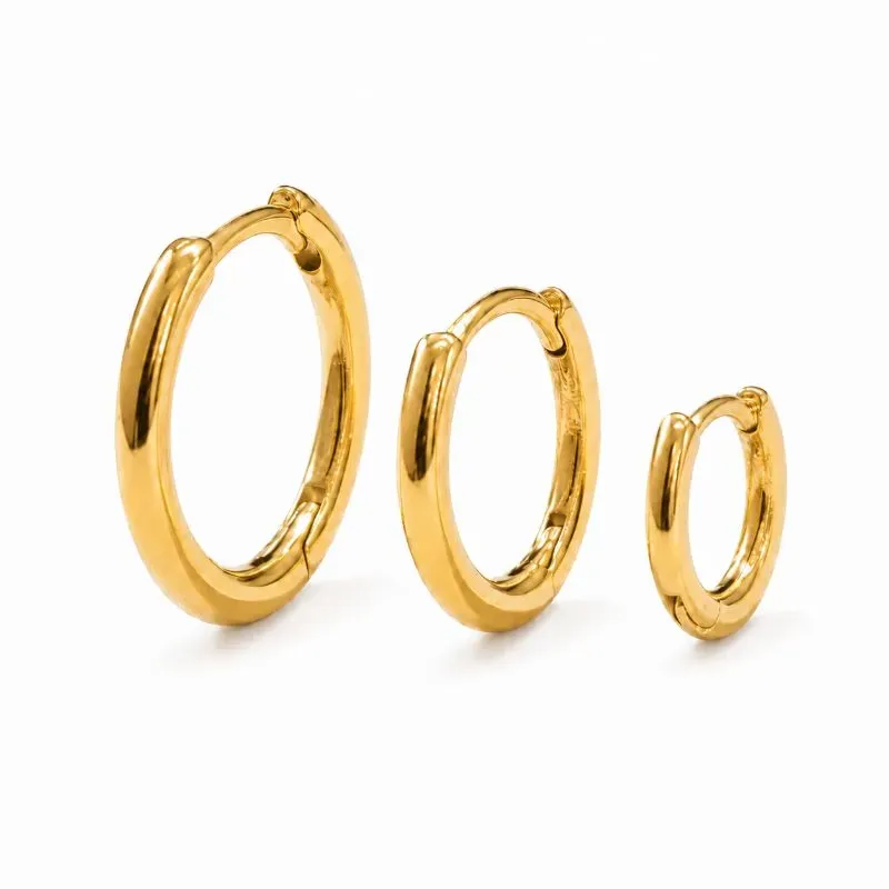 Trio de Brincos Argola Click Liso Banhado a Ouro 18k - 1,4 cm, 1,2 cm, 1 cm