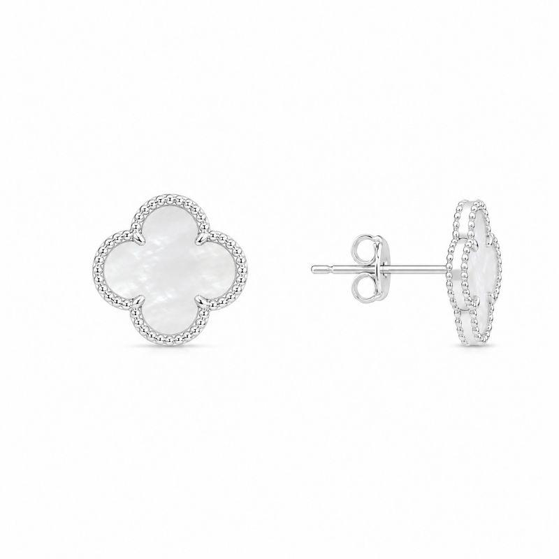 Brinco Trevo Madrepérola Folheada a Prata - 1,1 cm