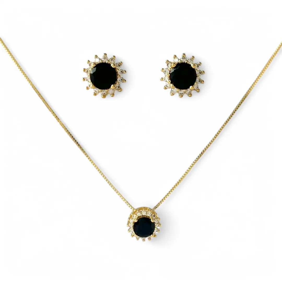 Conjunto Zircônias Pretas Banhado a Ouro 18k com Microzircônias ao Redor