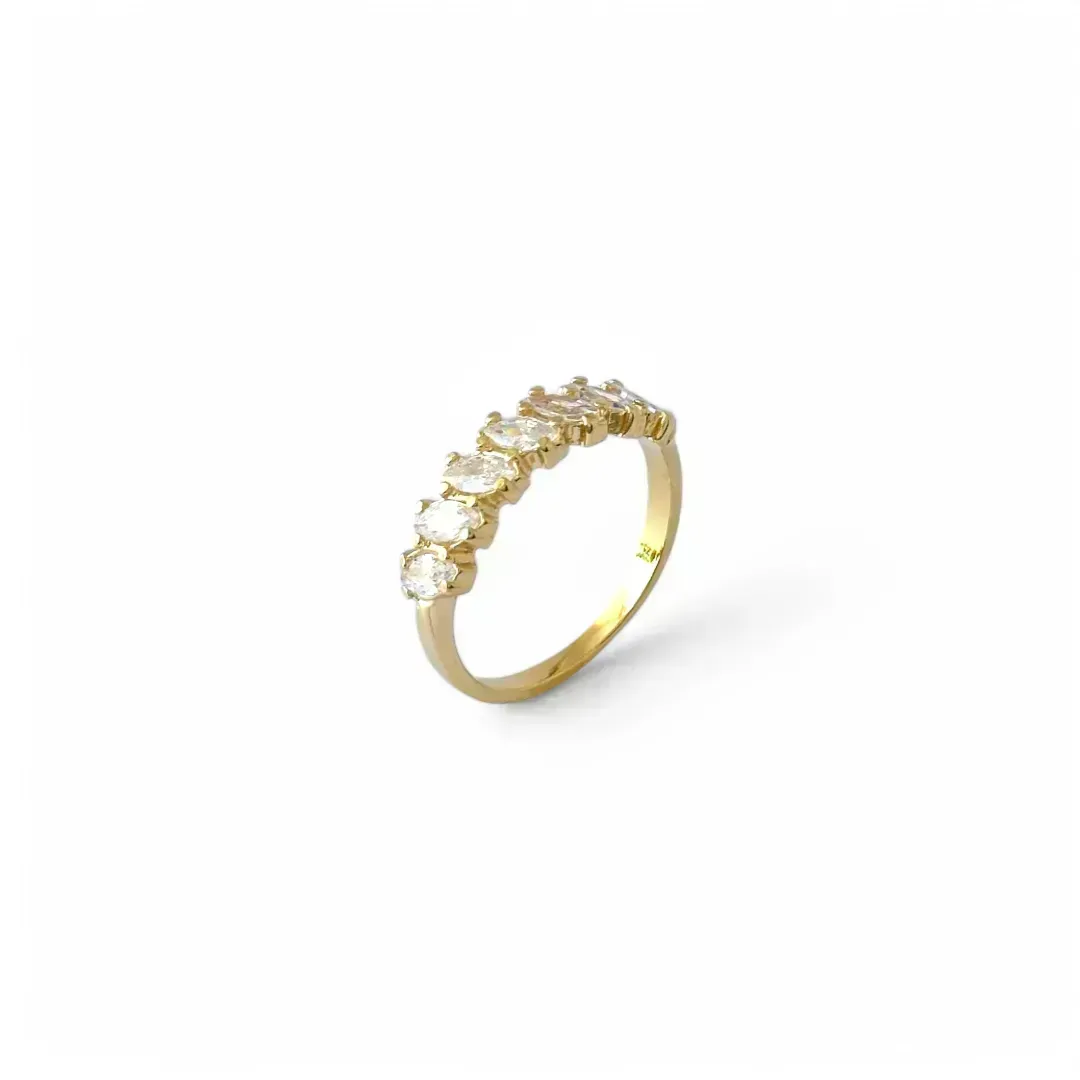 Anel 7 Pedras Banhado a Ouro 18k com Zircônias