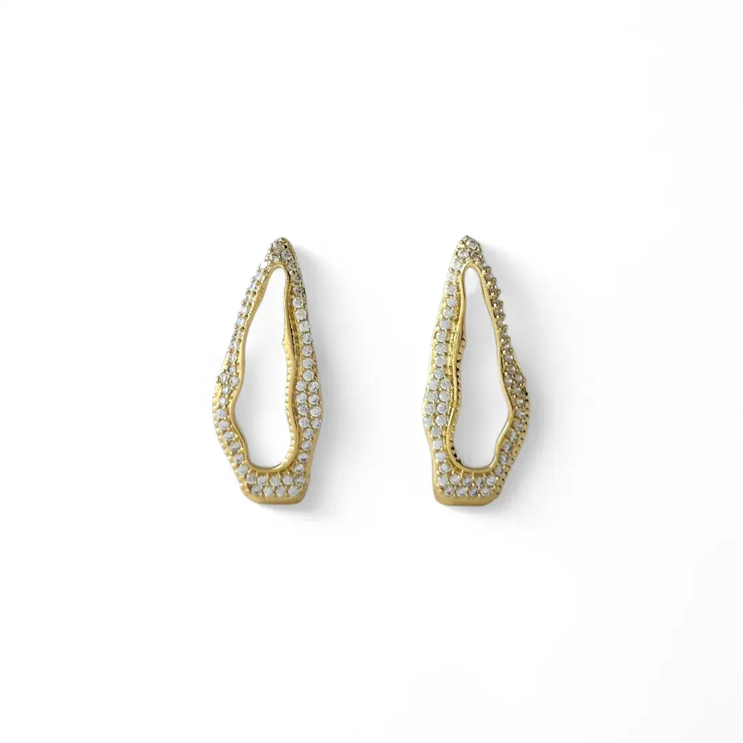 Brinco Orgânico Luxo Banhado a Ouro 18k Vazado Zircônias