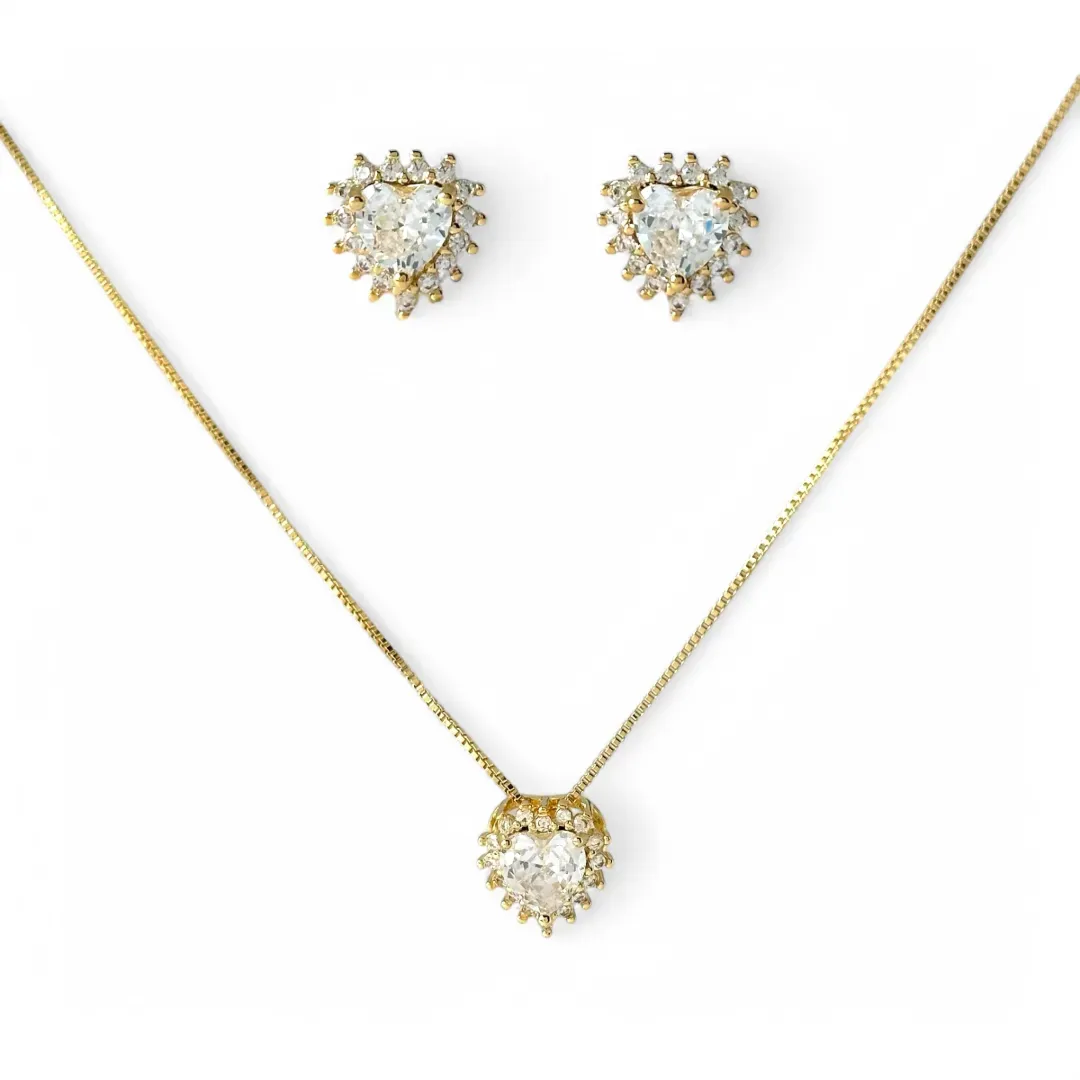 Conjunto Coração Cristal Banhado a Ouro 18k com Microzircônias ao Redor
