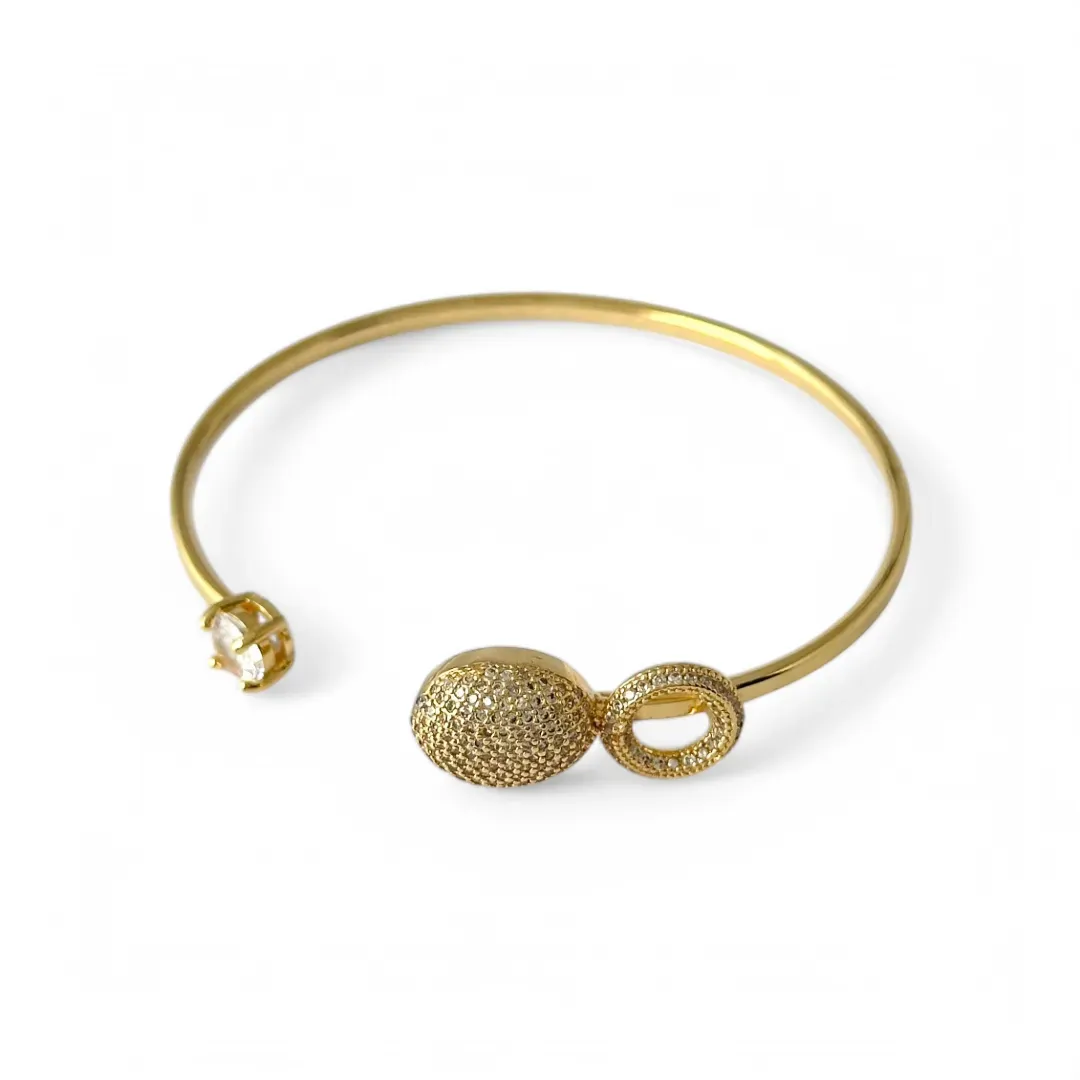 Pulseira Bracelete Aberto Banhado a Ouro 18k Círculo Vazado Detalhe Oval Cravejado com Zircônias