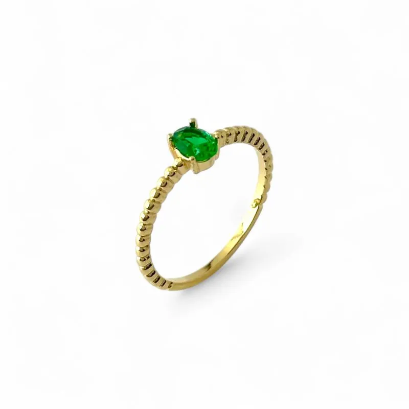 Anel Estilo Solitário com Aro Trabalhado Banhado a Ouro 18k com Zircônia Verde
