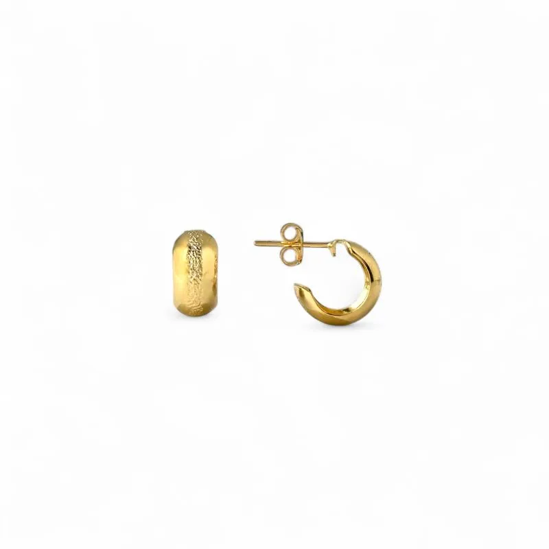 Brinco Argola Aberta com Detalhe Fosco Banhada a Ouro 18k