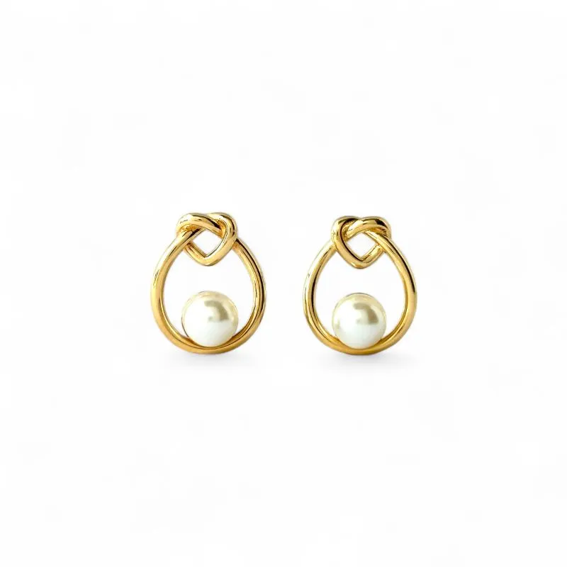 Brinco Gota com Pérola Banhado a Ouro 18k