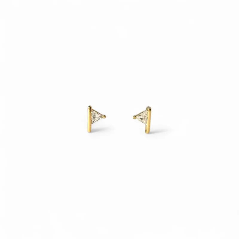 Brinco Triângulo Banhado a Ouro 18k com Zircônia e Detalhe Dourado