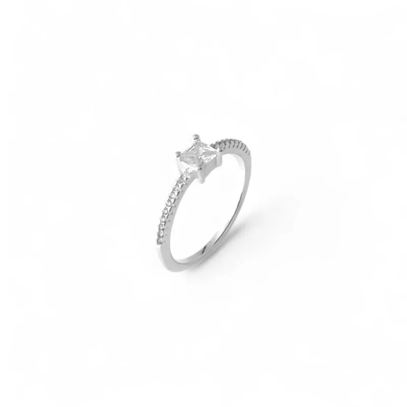 Anel Estilo Solitário Prata 925 com Zircônia Quadrada e Microzircônias ao Redor