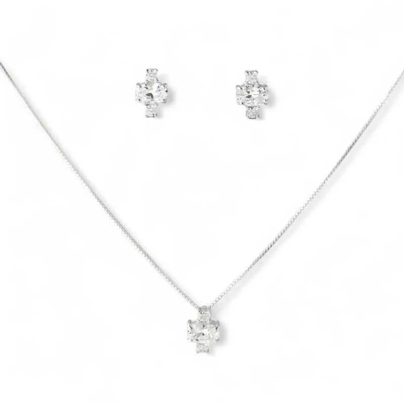 Conjunto Oval Prata 925 com Zircônias