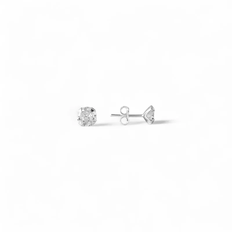 Brinco Ponto de Luz Prata 925 com Zircônia - 6mm Brinco Ponto de Luz Prata 925 com Zircônia - 6mm