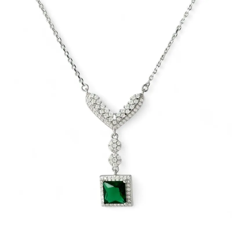 Colar Festa Exclusivo Prata 925 com Zircônia Verde Esmeralda e Microzircônias Colar Festa Exclusivo Prata 925 com Zircônia Verde Esmeralda e Microzircônias