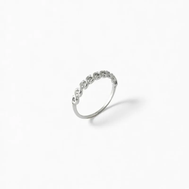 Anel Entrelaçado Prata 925 com Zircônias