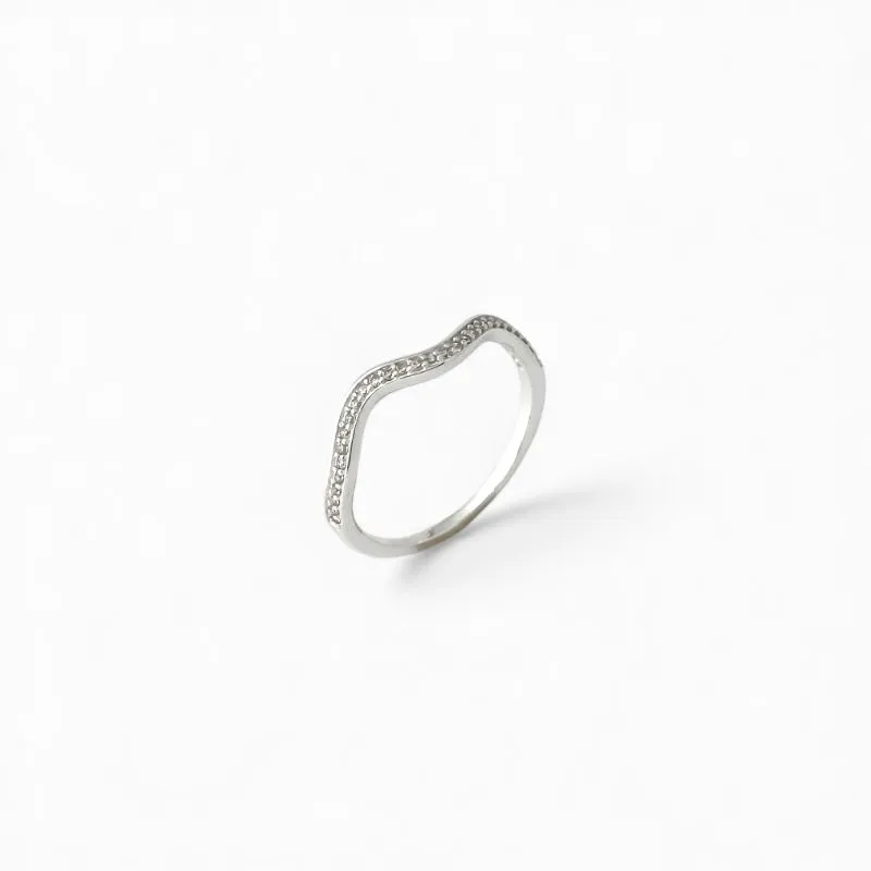 Anel Onda Prata 925 com Zircônias Tam21