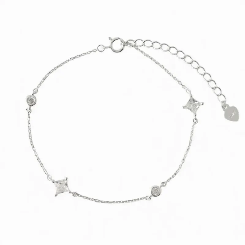 Pulseira Ponto de Luz Prata 925 com 2 Zircônias Quadradas e 2 Pontos de Luz em Zircônia