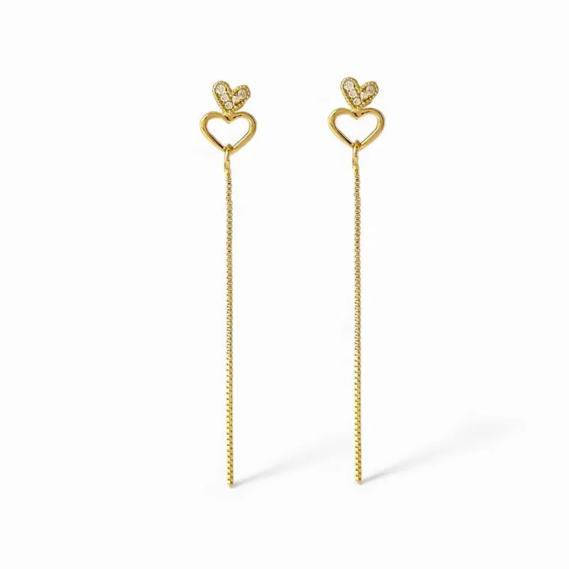 Brinco Longo Coração Banhado a Ouro 18k com Zircônias e Fio Veneziana