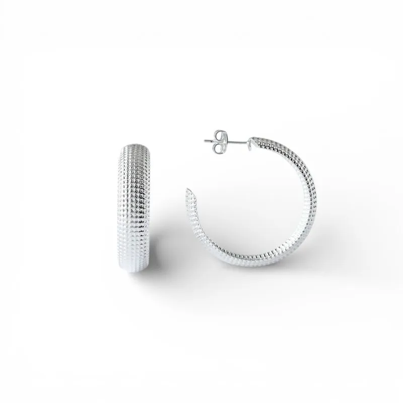 Brinco Maximalista Argola Aberta Pontilhada Folheada a Prata - 3,0cm