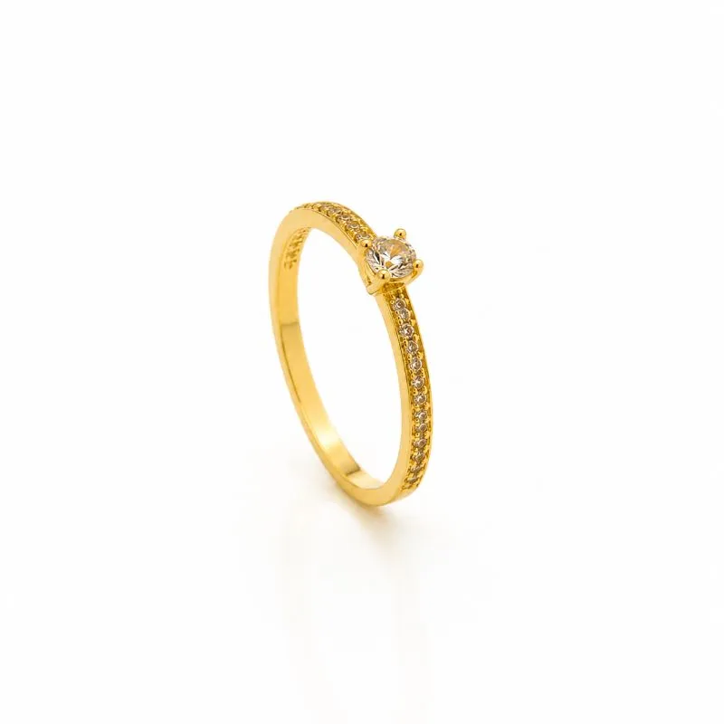 Anel Solitário Banhado a Ouro 18k com Zircônia e Aro Cravejado com Zircônias Tam23
