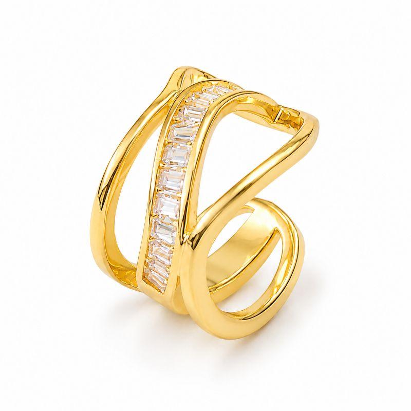 Brinco Cartilagem Piercing Fake Fios Ondulados com Pedras Baguetes Banhado a Ouro 18k com Zircônias - 1,3 cm