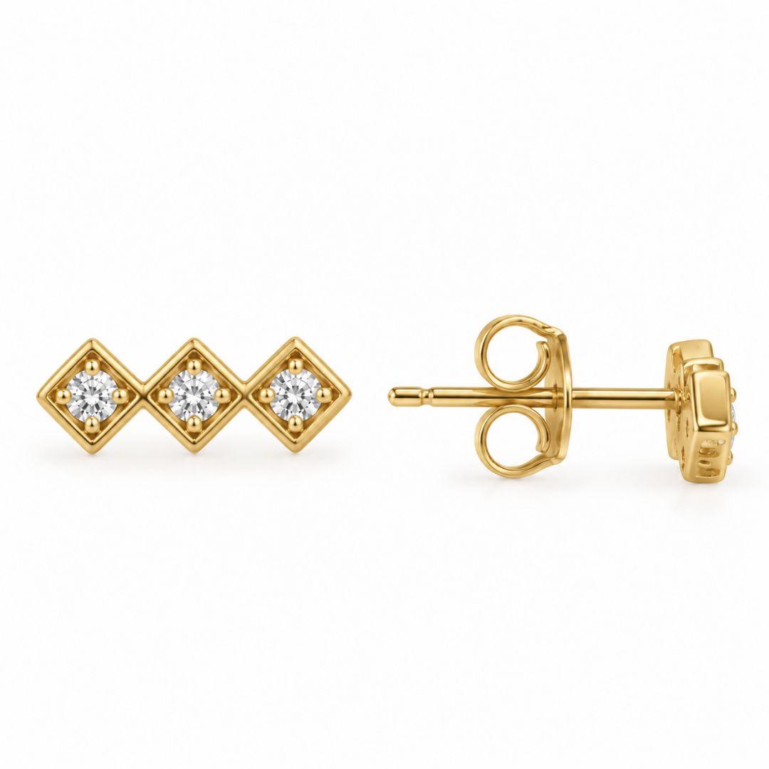 Brinco 3 Losangos com Pedras Banhado a Ouro 18k com Zircônias - 1,1 cm