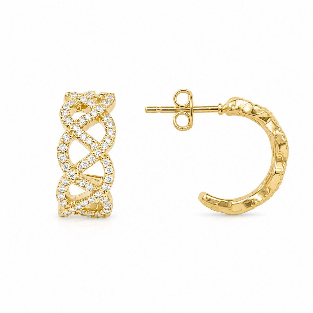 Brinco Meia Argola Vazada Fio Trançado Cravejado Banhado a Ouro 18k com Zircônias - 1,5 cm