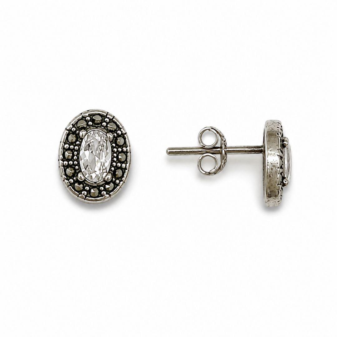 Brinco Oval com Pedra Central Borda Cravejada Prata 925 Envelhecida - 9 mm