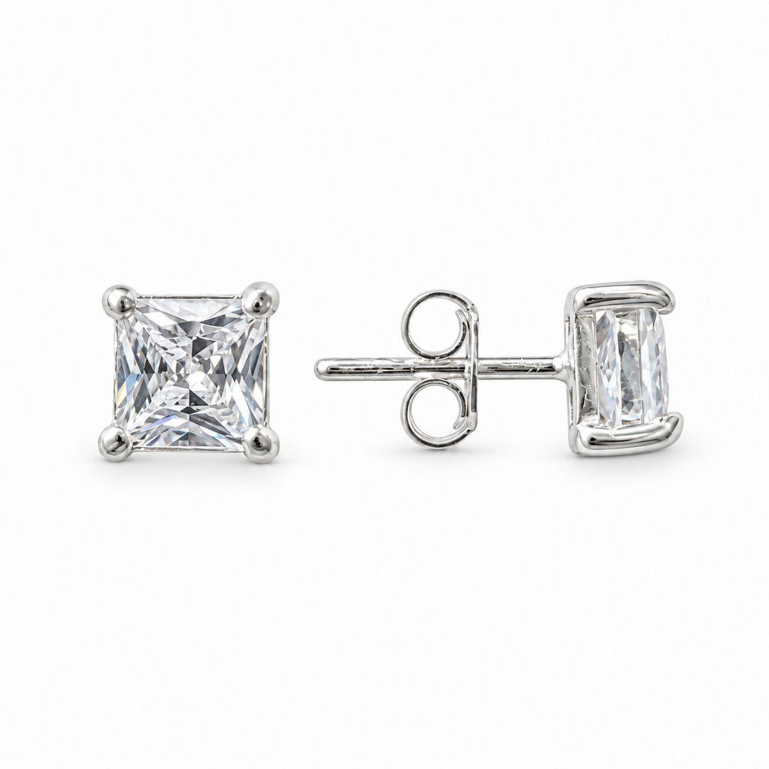 Brinco Ponto de Luz Quadrado Prata 925 com Zircônias - 6 mm
