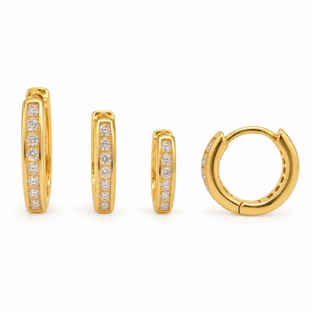 Trio de Brincos Argola Click 1 Linha de Pedras Banhado a Ouro 18k com Zircônias - 1,5 cm, 1,3 cm, 1 cm